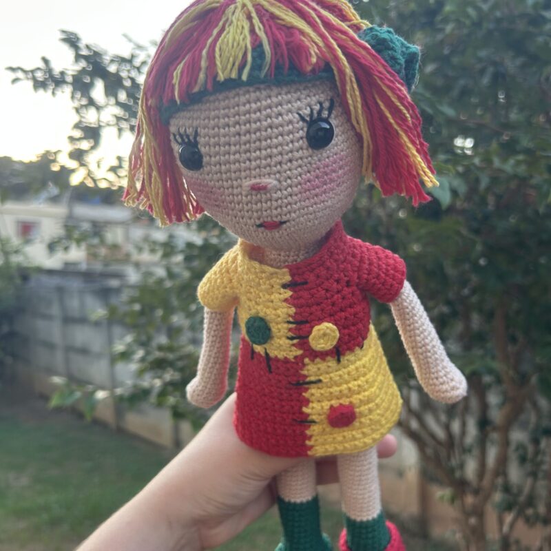 Boneca Emília amigurumi
